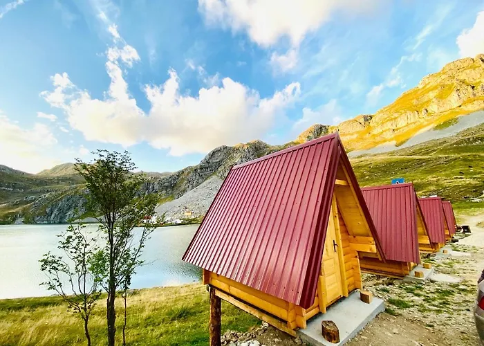 Kapetanovo Jezero Bungalov Bed and breakfast Podgorica