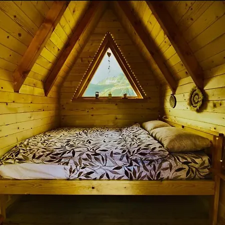 Kapetanovo Jezero Bungalov Отель типа 