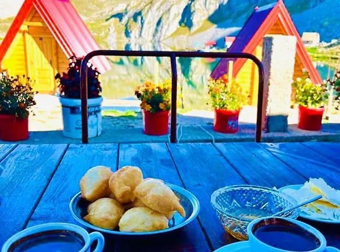 Bed & Breakfast Kapetanovo Jezero Bungalov *