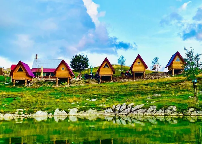 Kapetanovo Jezero Bungalov Bed & Breakfast